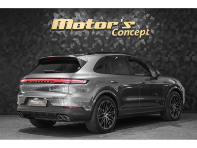 Porsche Cayenne S E-HYBRID