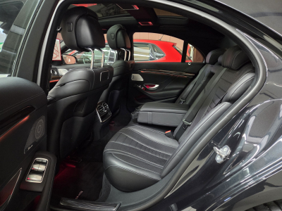 Mercedes-Benz S 450 4MATIC SEDAN AMG LINE 367CV ESSENCE