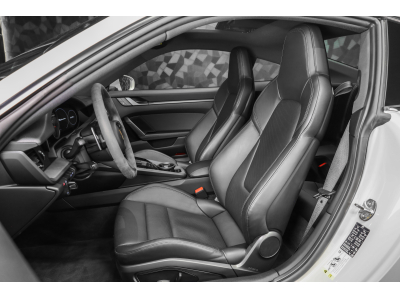 Porsche 992 .1 Carrera Coupé PDK