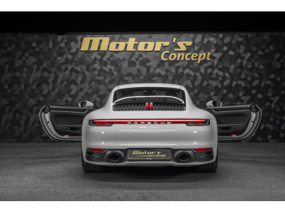 Porsche 992 .1 Carrera Coupé PDK