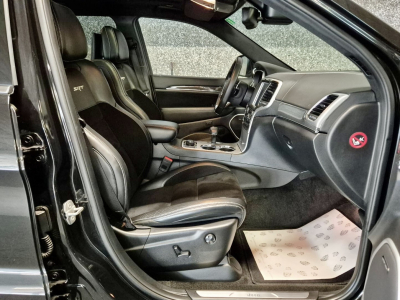 Jeep Grand Cherokee 6.4l V8 HEMI SRT NAVI CUIR PANO 1 HAND