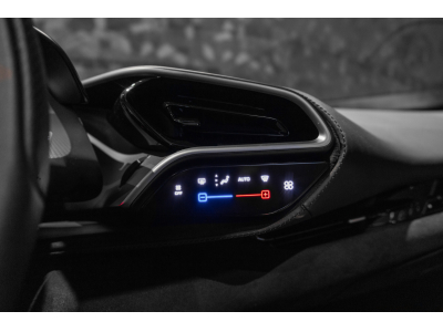 Ferrari 296 GTS NERO DS 1250 V6 BI-TURBO