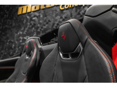 Ferrari 296 GTS NERO DS 1250 V6 BI-TURBO