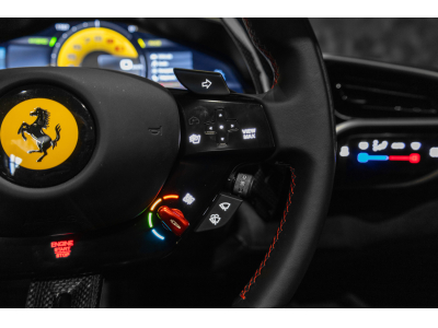 Ferrari 296 GTS NERO DS 1250 V6 BI-TURBO