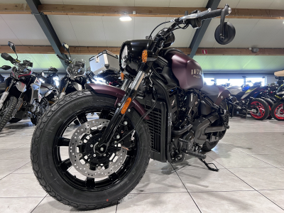 Indian Scout Bobber Maroon Metallic Smoke