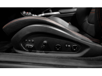 Ferrari California 4.3 V8 - NERO DAYTONA