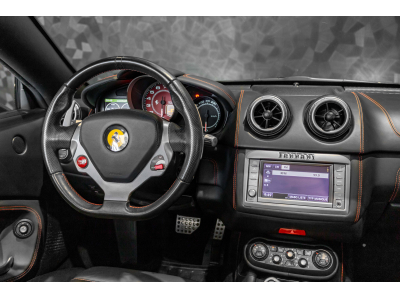 Ferrari California 4.3 V8 - NERO DAYTONA