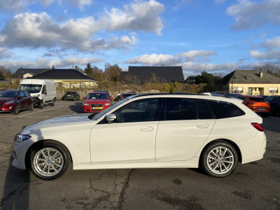 BMW 318 318d A G21 Touring - ACC - Keyless - Head up Display