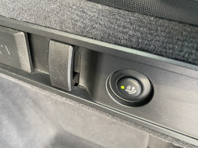 BMW 318 318d A G21 Touring - ACC - Keyless - Head up Display