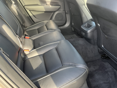 Volvo V90 B4 D 4x4 Geartronic R-Design Pano