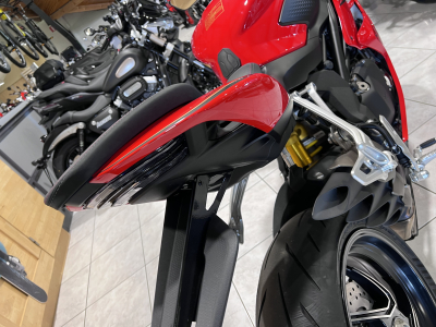 QJ Motor SRK 921 RR
