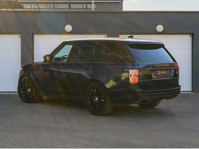 Land-Rover Range Rover P400E Hybrid VOGUE