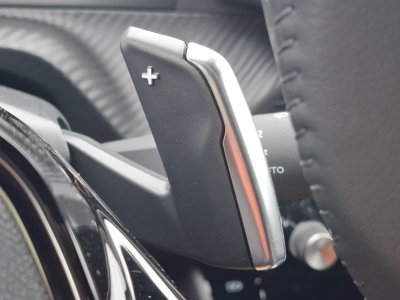 Peugeot 2008 1.2 Hybrid 145 Allure e-DCS6