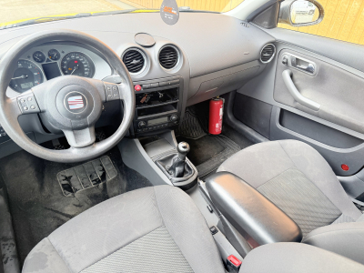 Seat Ibiza 1.4 Tdi 80 clim auto