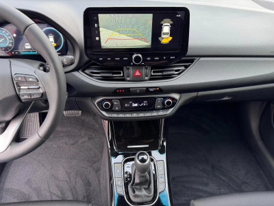 Hyundai i30 1.5 T-GDI 140 DCT Trend +