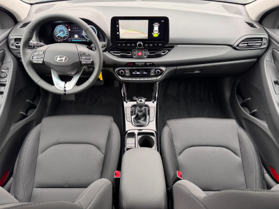 Hyundai i30 1.5 T-GDI 140 DCT Trend +