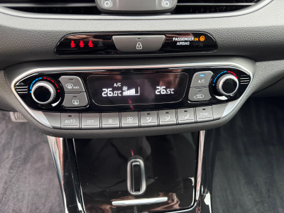 Hyundai i30 1.5 T-GDI 140 DCT Trend +
