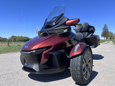 Can-Am Spyder RT SEA TO SKY