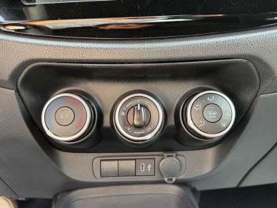 Toyota Aygo X Play/ Kamera / Klima /
