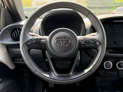 Toyota Aygo X Play/ Kamera / Klima /