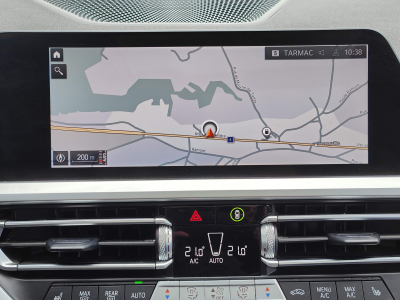 BMW 318 318D TOURING PACK M GPS CAMERA CARPLAY TOIT PANO OUVRANT