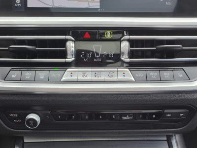 BMW 318 318D TOURING PACK M GPS CAMERA CARPLAY TOIT PANO OUVRANT