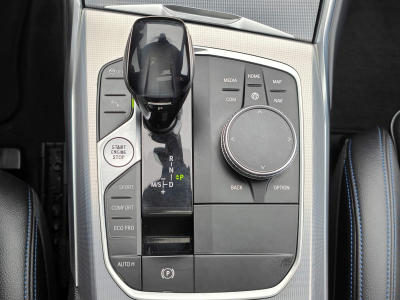 BMW 318 318D TOURING PACK M GPS CAMERA CARPLAY TOIT PANO OUVRANT