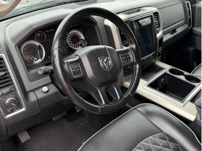 Dodge RAM 1500 SLT 5.7 HEMI GAZ AUTO CUIR NAVI