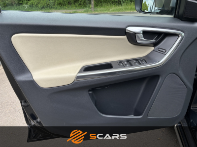 Volvo XC60 R DESIGN 2.4 D5 215CV 4x4 AWD