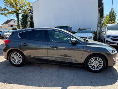 Ford Focus Lim. Titanium/1.HAND/65000KM/