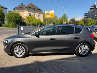 Ford Focus Lim. Titanium/1.HAND/65000KM/