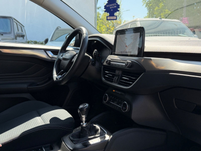 Ford Focus Lim. Titanium/1.HAND/65000KM/