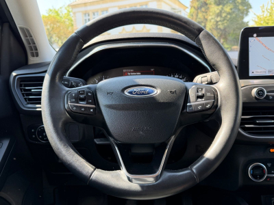 Ford Focus Lim. Titanium/1.HAND/65000KM/