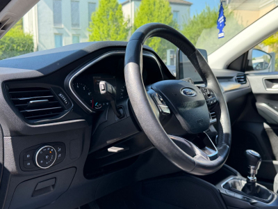 Ford Focus Lim. Titanium/1.HAND/65000KM/