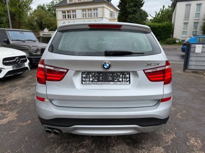 BMW X3 xDrive 30 d Advantage 258PS