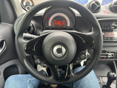 Smart Fortwo SMART FORTWO EQ COUPE BLUETOOTH LED AUTOMATIK