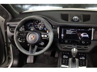 Porsche Macan III GTS