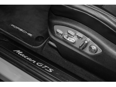Porsche Macan III GTS