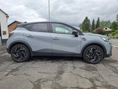 Renault Captur Esprit Alpine Full Hybrid E-Tech