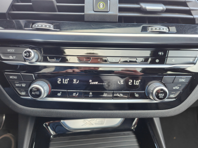 BMW X3 XDRIVE20I PACK M TOIT PANO OUV CARPLAY CAMERA