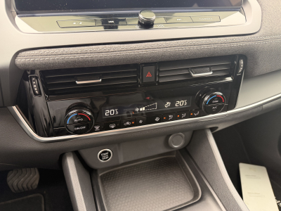 Nissan Qashqai 1.3 ACENTA 2WD 158CV Xtronic Mild-Hybrid