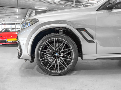 BMW X6 M Competition,/Pano/HUD//Soft/CARBONE/360° ACC+ AHK/ Laser Sitzlüftung/22