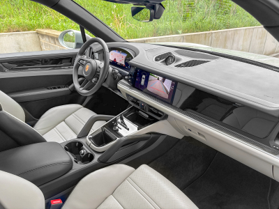 Porsche Cayenne S 4.0 441/ BI-COLOR/ CARBON/
