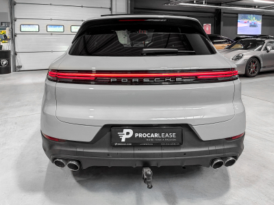 Porsche Cayenne S 4.0 441/ BI-COLOR/ CARBON/
