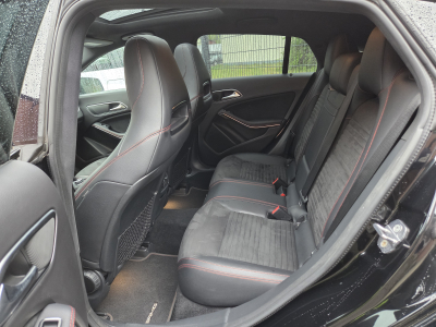 Mercedes-Benz CLA 200 Shooting Brake AMG-LINE 7G-DCT