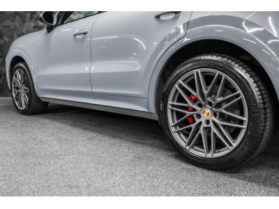 Porsche Cayenne S Coupé - ARCTIC GREY