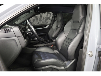 Porsche Cayenne S Coupé - ARCTIC GREY