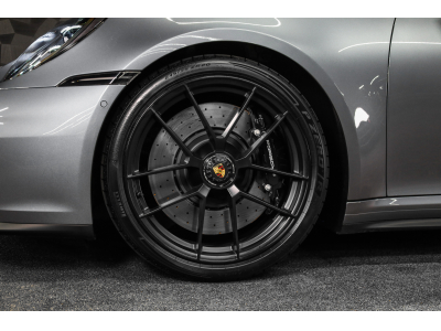 Porsche 992 .2 Carrera GTS Coupé PDK - VANADIUM GREY
