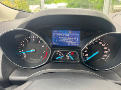 Ford Kuga FORD KUGA TITANIUM 4X4 BII XENON LEDER AUTOMATIK LANE NAVI KAMERA