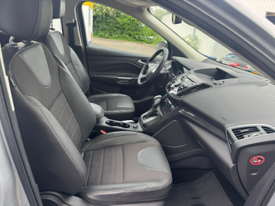 Ford Kuga FORD KUGA TITANIUM 4X4 BII XENON LEDER AUTOMATIK LANE NAVI KAMERA